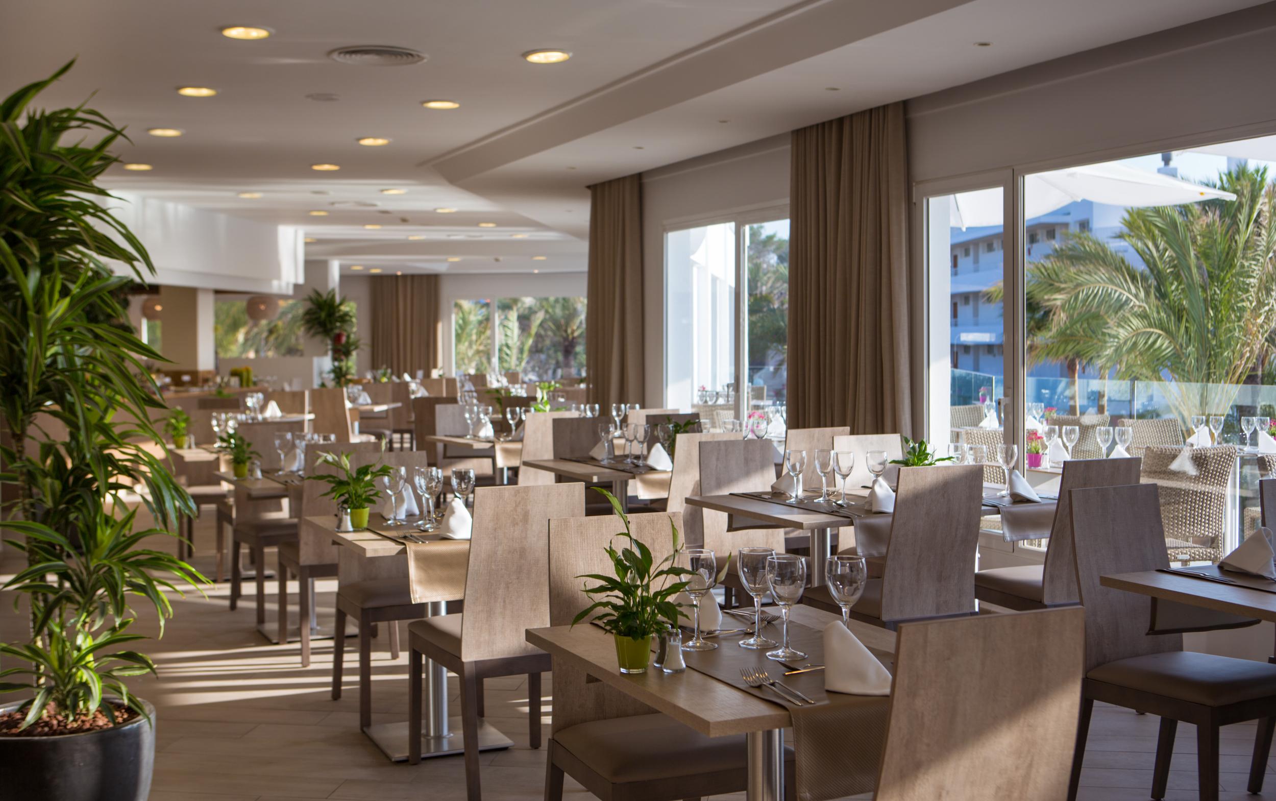 Insotel Tarida Beach Resort & Spa Cala Tarida  Luaran gambar