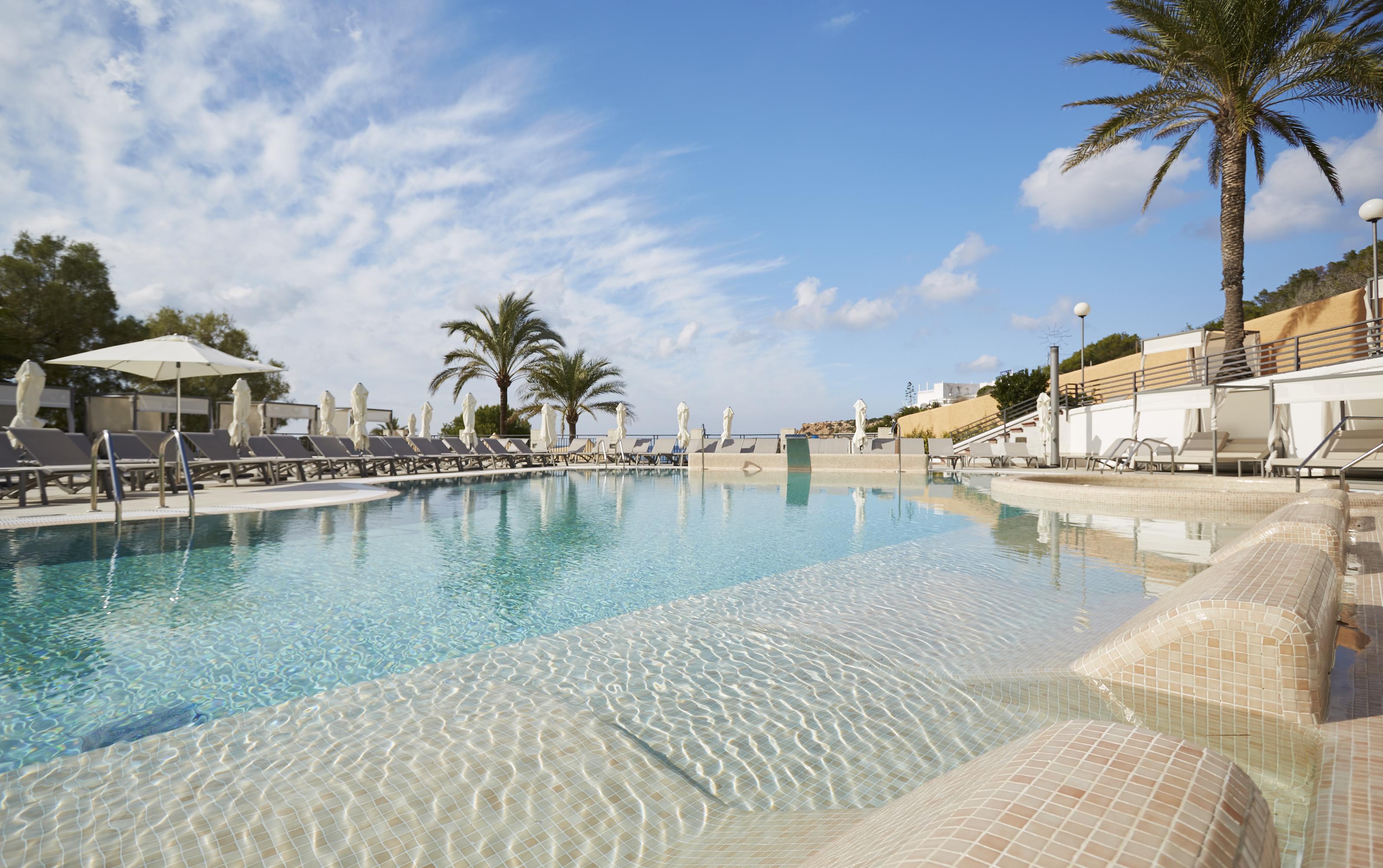 Insotel Tarida Beach Resort & Spa Cala Tarida  Luaran gambar